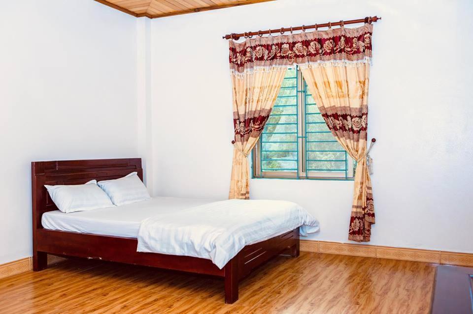Hung Thinh Hotel Ban Gum ภายนอก รูปภาพ